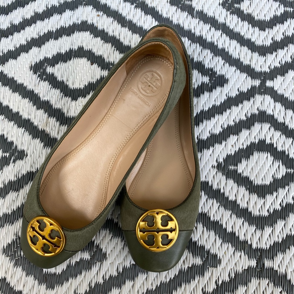 Tory Burch Chelsea Cap Toe Ballet Flats - Picture 3 of 15